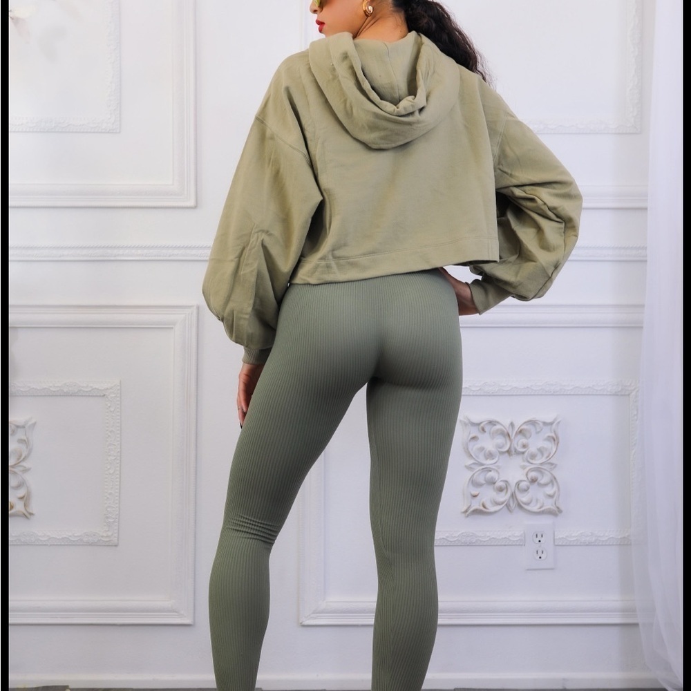 Surelymine Fit Olive Green Ribbed High-Waist Leggings - Picture 3 of 3